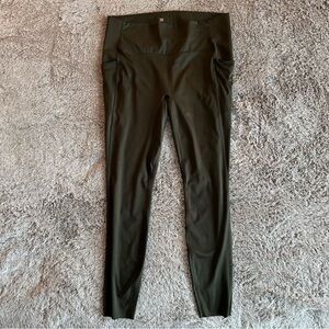 Dark Green Athletic Capri Leggings